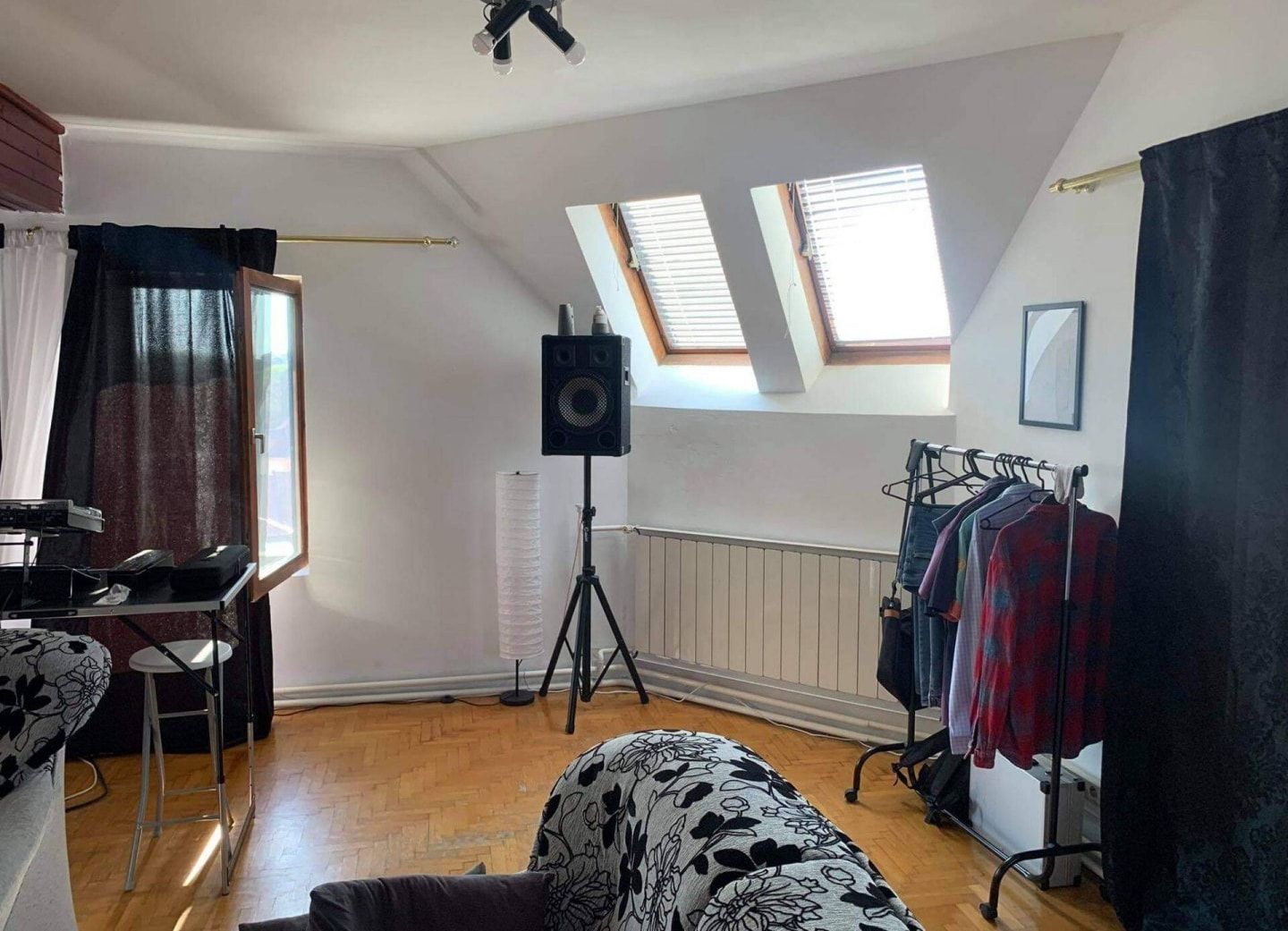 Különleges manzárdlakás körpanorámával a belvárosban: 5. fotó